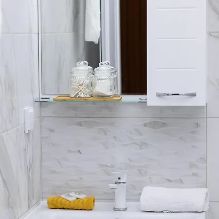 Oops! By Rv Lägenhet *