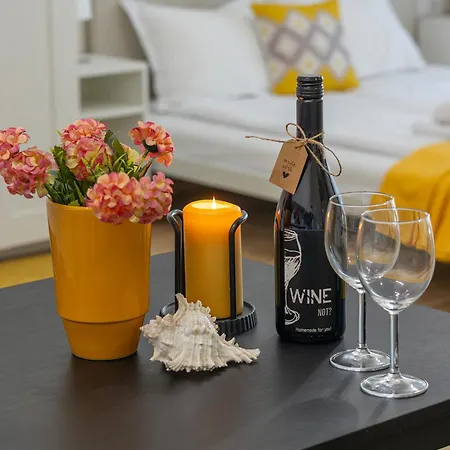 Oops! By Rv Apartment