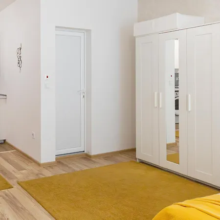 Apartment Oops! By Rv *