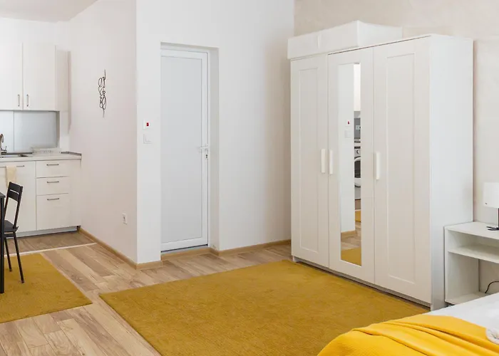 Апартаменты Oops! By Rv *